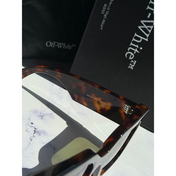 NEW Off White Catalina Brown Square Unisex Sunglasses - Picture 5 of 5